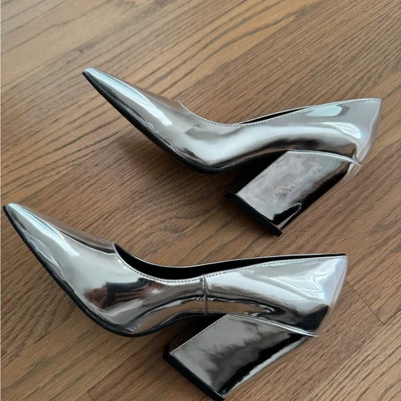 Rebecca Minkoff West Pointed Toe Metallic Pump - Picture 6 of 8